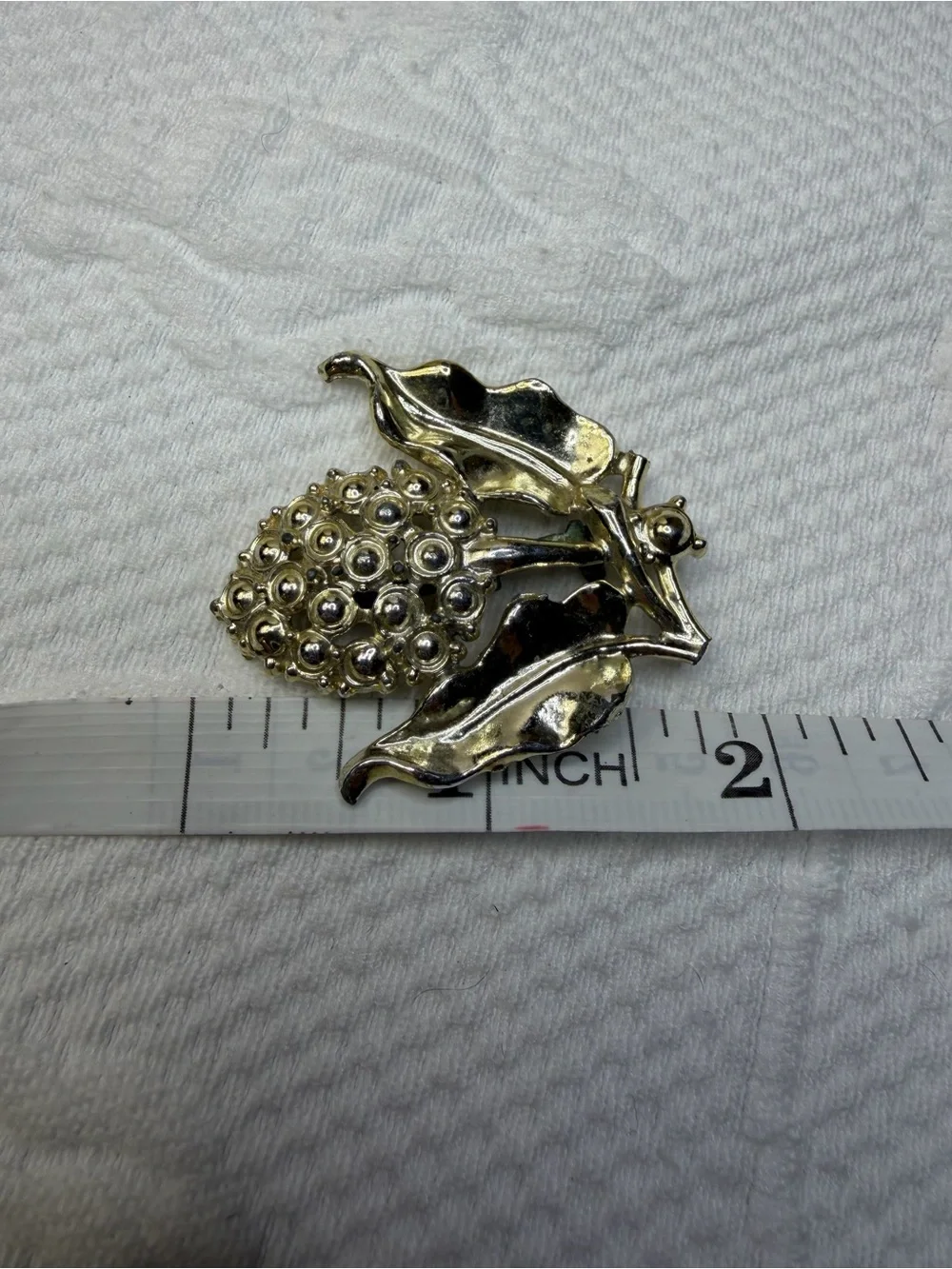 Vintage Gold Floral Cluster Leaf Brooch